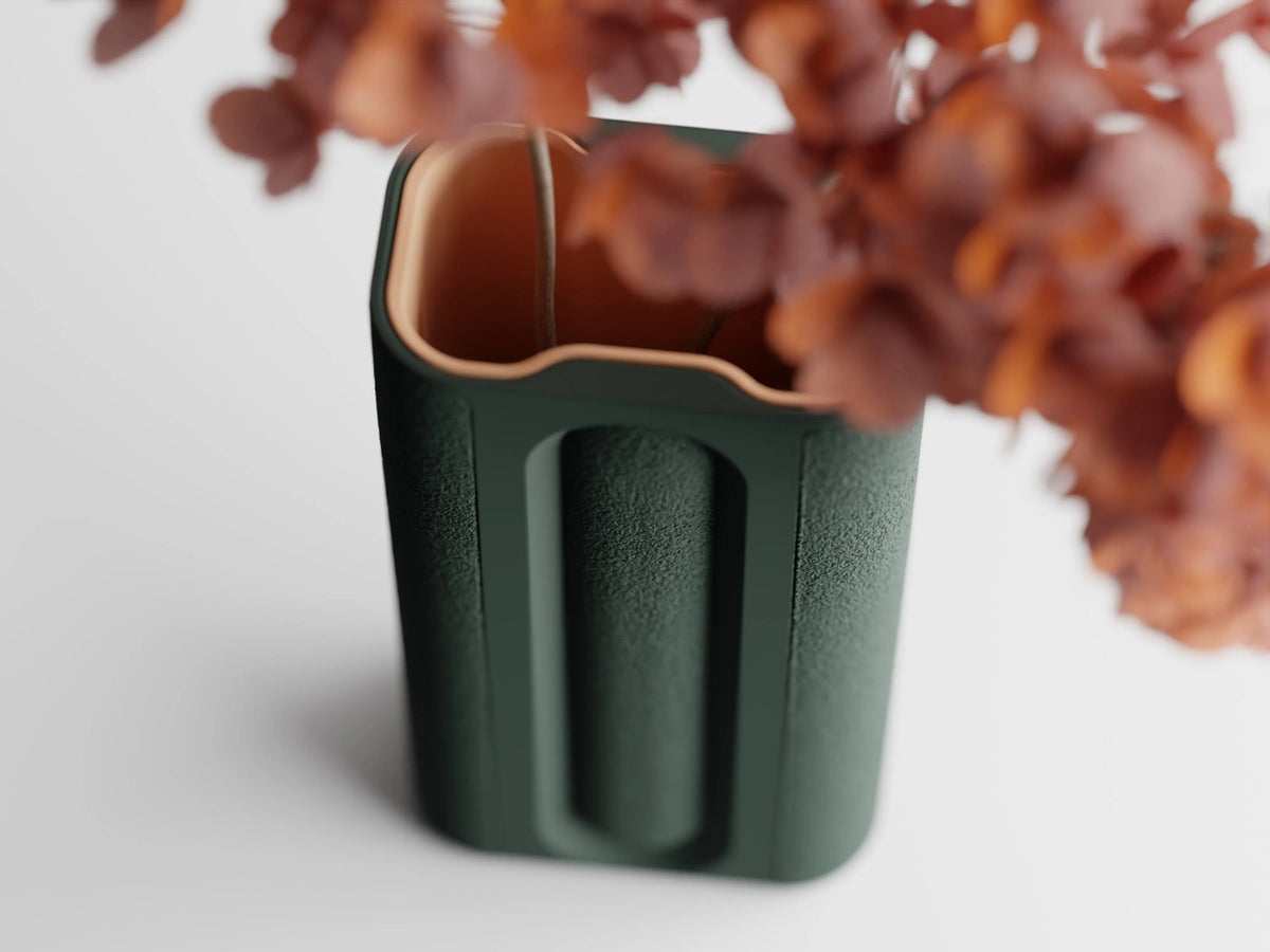 Arkena – The Bold Form Vase