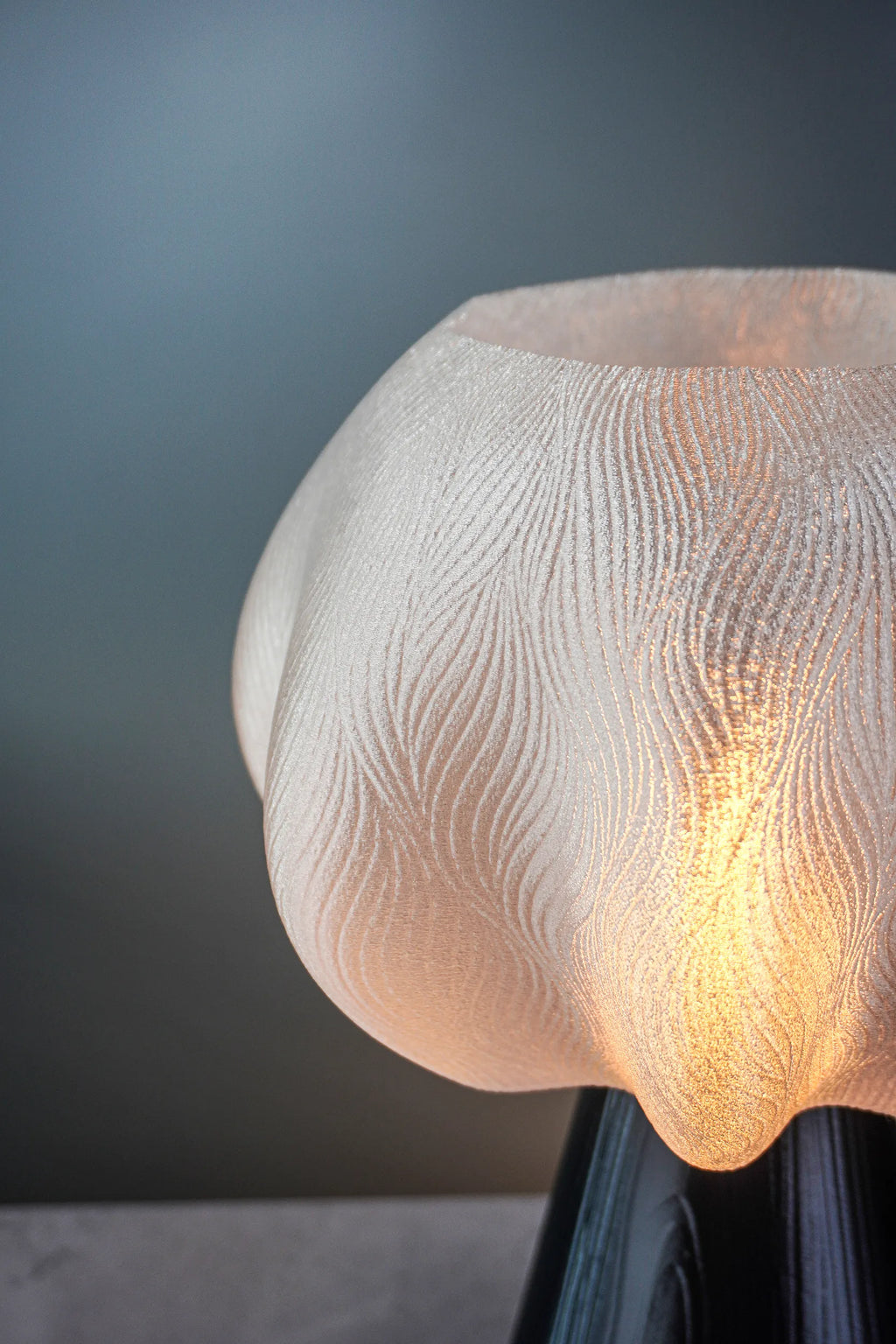 FormaCraft Noctavia — Organic Table Lamp
