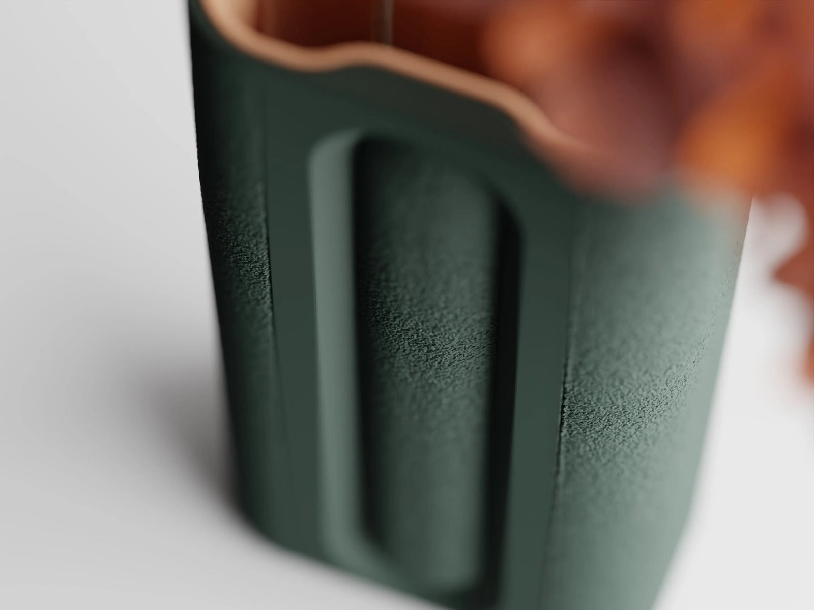 Arkena – The Bold Form Vase