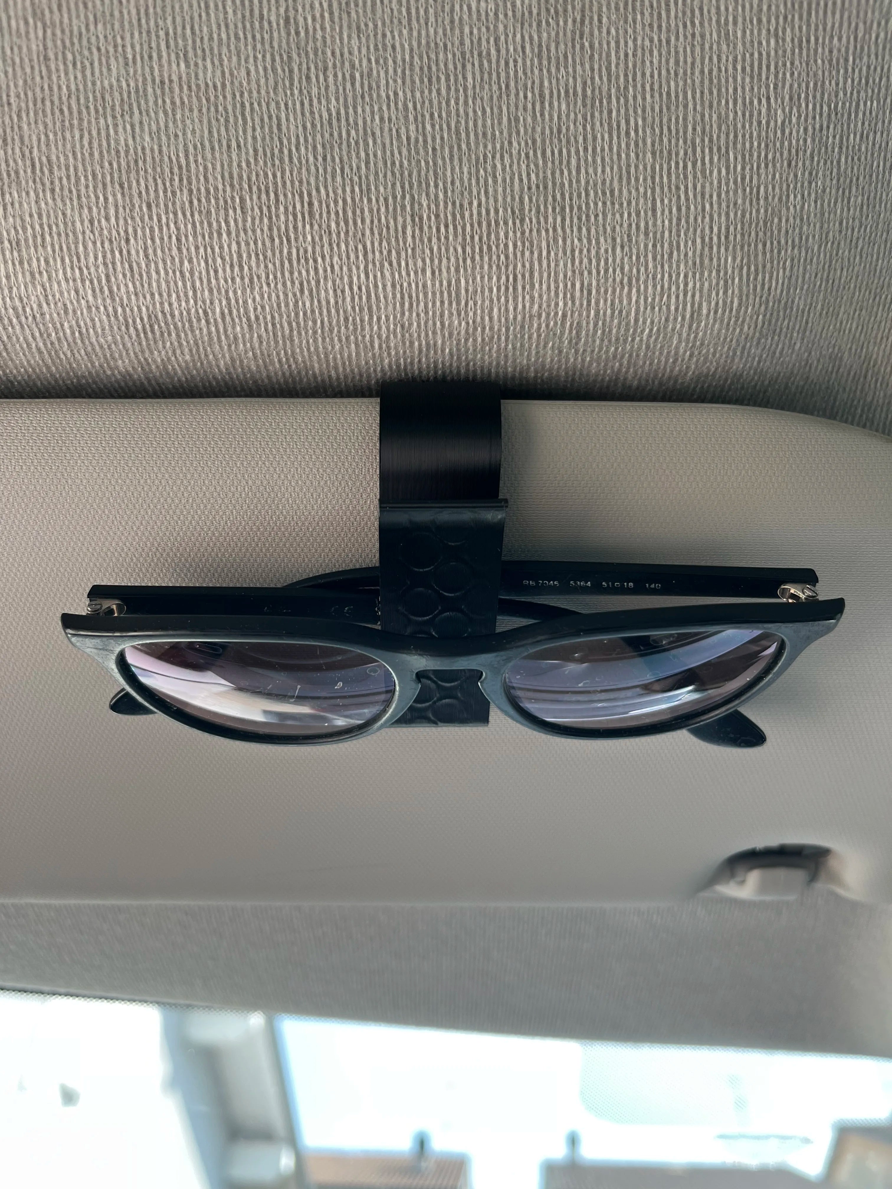 FormaCraft Car Visor Sunglasses Holder