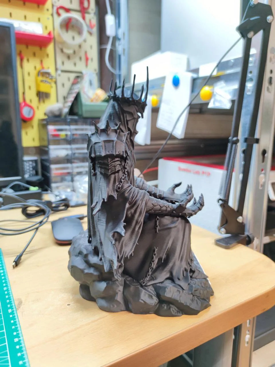 FormaCraft Dark Lord — PS5 Controller Throne